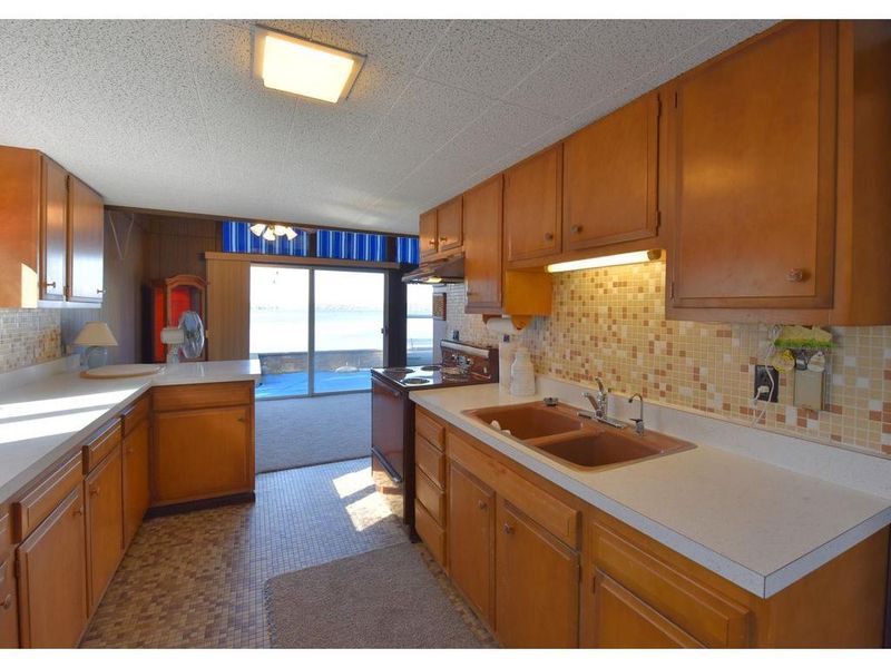 1338 Pike Bay Rd, Brainerd, MN 56401