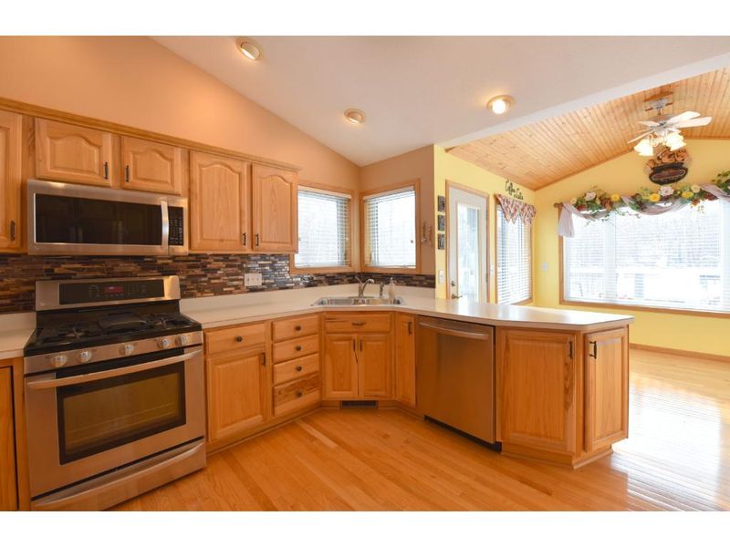 19461 Love Lake Rd, Brainerd, MN 56401