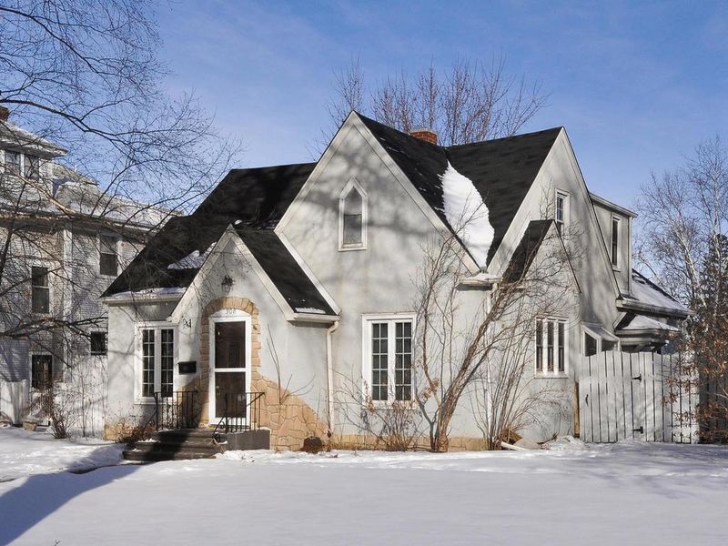 308 E 1st St, Waconia, MN 55387