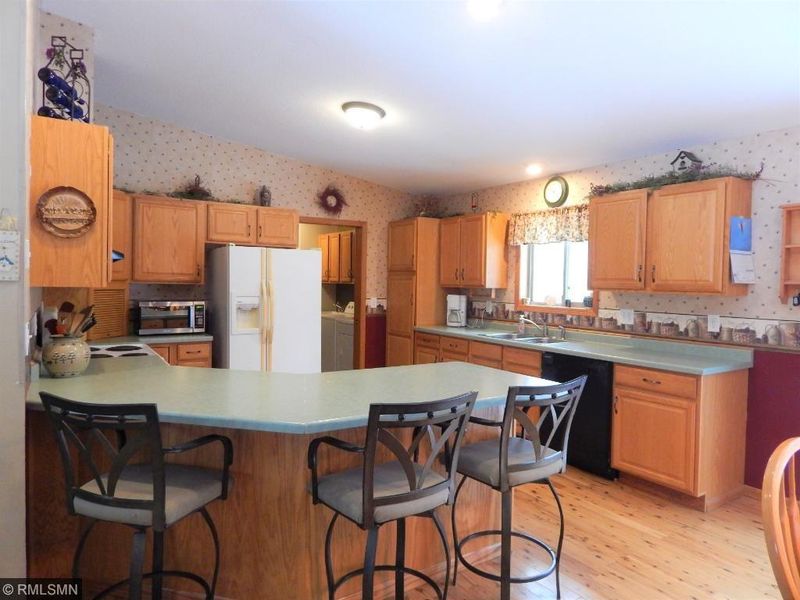 10929 Brent Dr, Brainerd, MN 56401