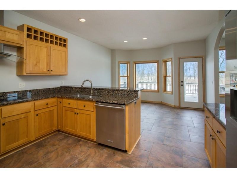 8866 Deerwood Rd, Princeton, MN 55371