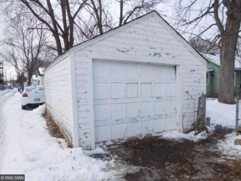 1030 Jenks Ave, Saint Paul, MN 55106