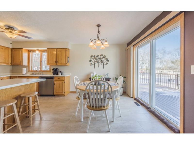 18538 Lakeview Point Dr NE, East Bethel, MN 55092