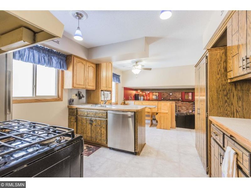 309 117th Ave NW, Coon Rapids, MN 55448