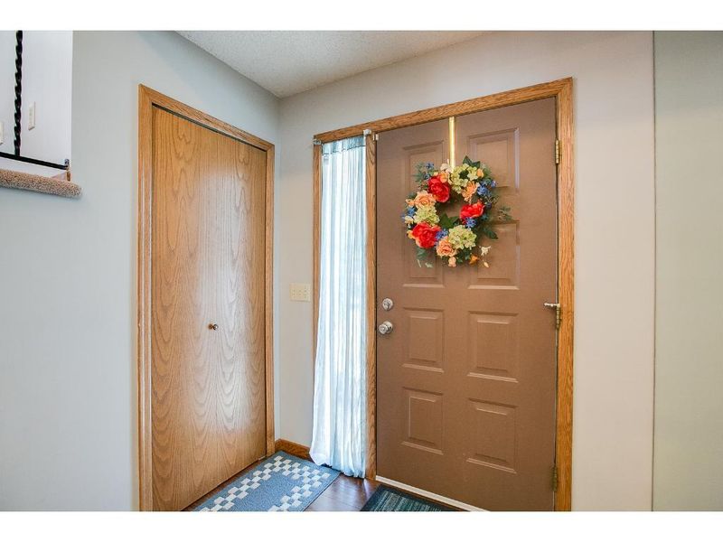 5350 Upper 147th St W, Apple Valley, MN 55124