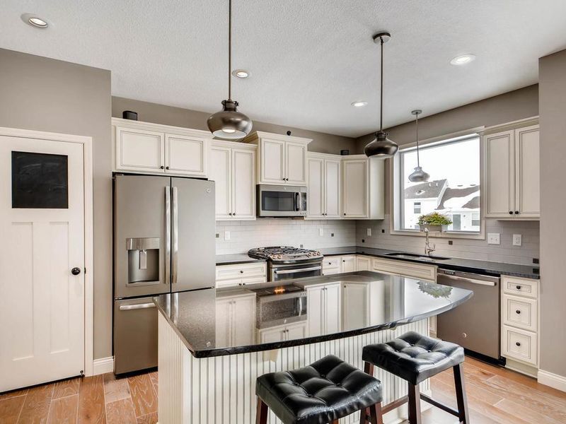 5357 153rd St W, Apple Valley, MN 55124