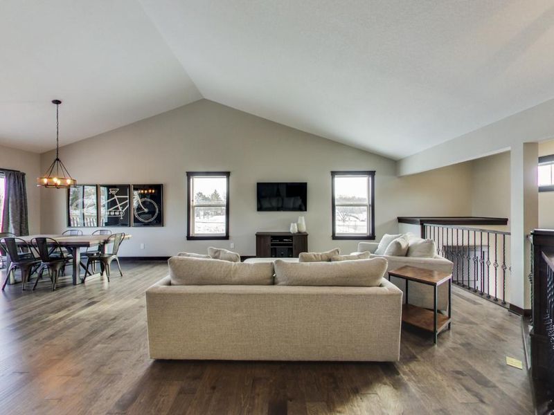 26655 Chowen Ave, Elko, MN 55020