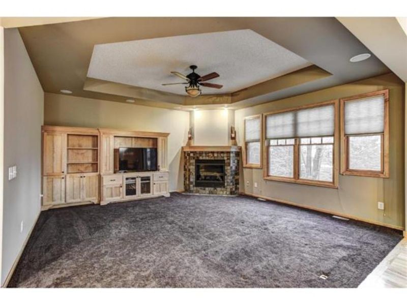 11472 Arrowood Ln N, Maple Grove, MN 55369