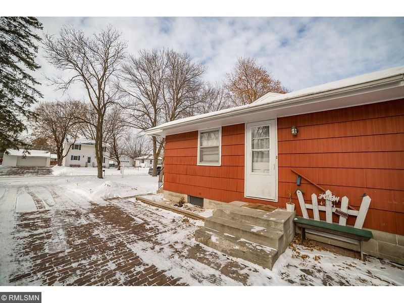 10433 President Dr NE, Blaine, MN 55434