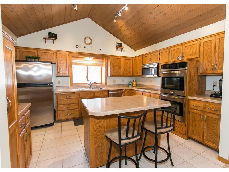 4481 Whitetail Way, Eagan, MN 55123
