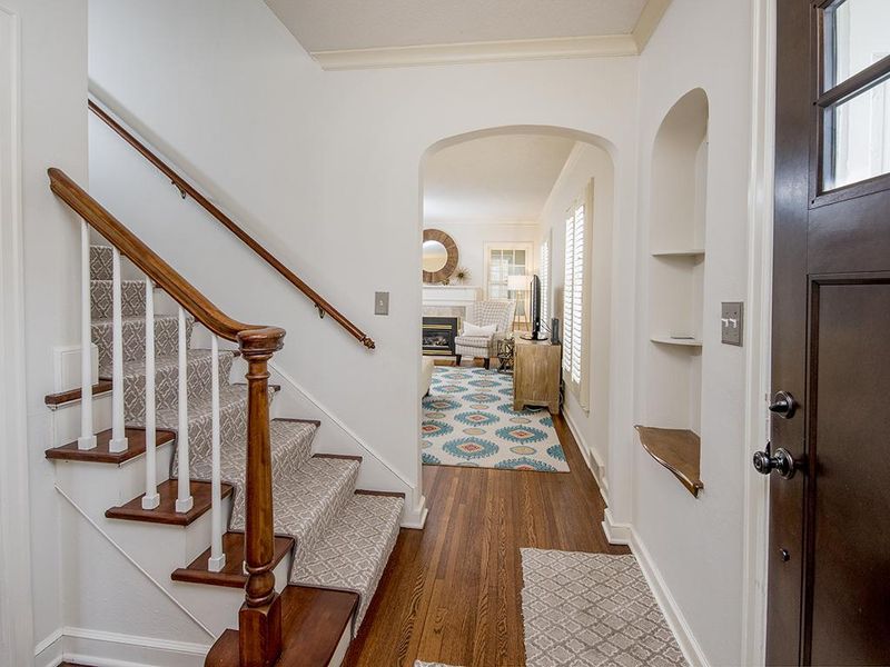 4375 Mackey Ave, Saint Louis Park, MN 55424