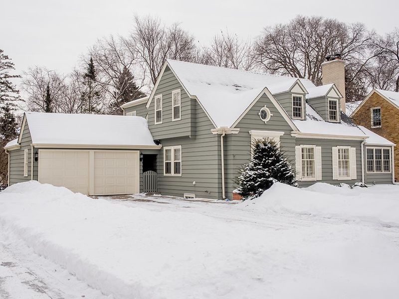 4375 Mackey Ave, Saint Louis Park, MN 55424