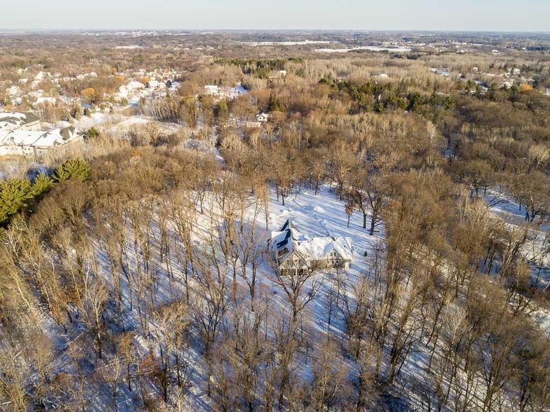 8015 80th St N, Stillwater, MN 55082