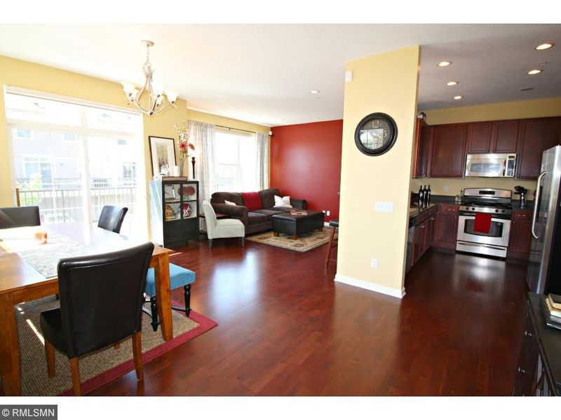 8000 Norwood Ln N, Maple Grove, MN 55369