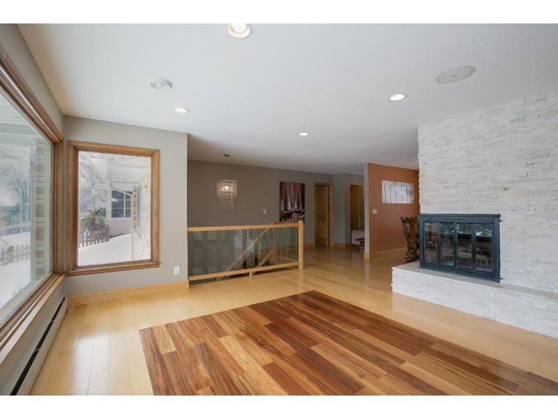 2700 Edgerton St, Little Canada, MN 55117