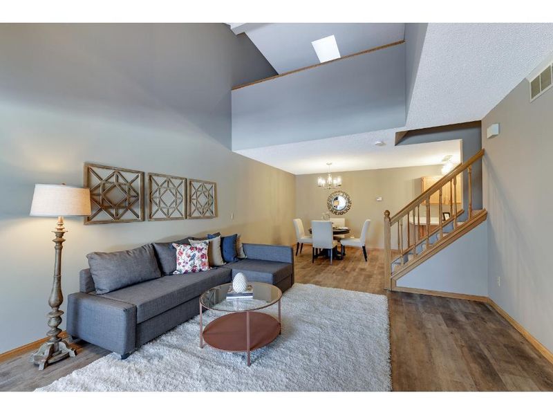 4884 Helena Rd N #3, Oakdale, MN 55128