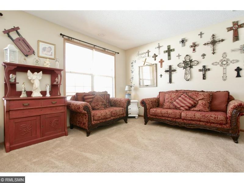 14293 Banyan Ln, Rosemount, MN 55068