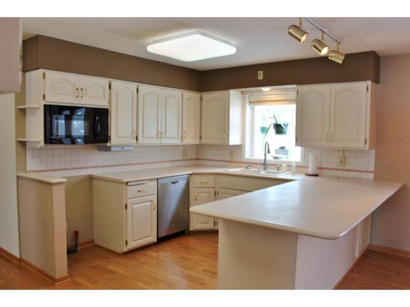 1002 Minnesota Ave, Owatonna, MN 55060