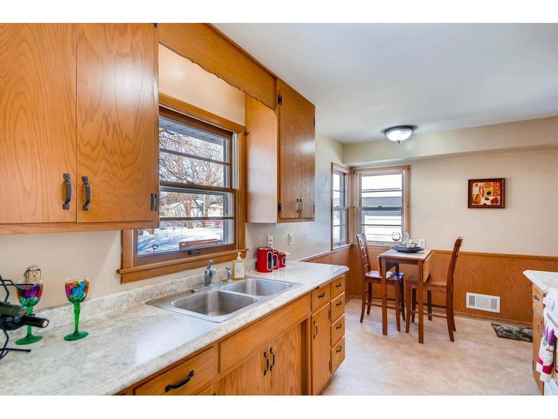 5957 4th St NE, Fridley, MN 55432