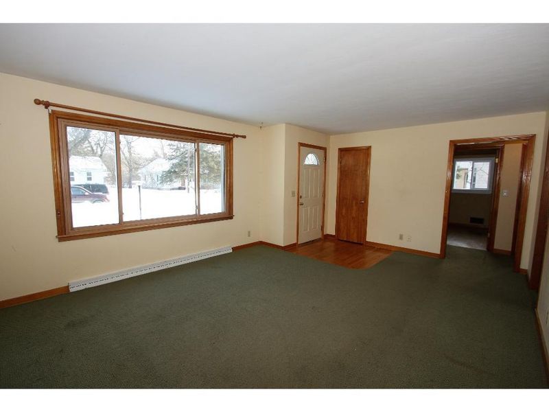 3218 Midway St, Eau Claire, WI 54703