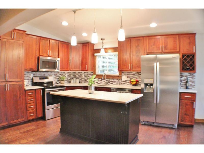 11300 Easy St, Brainerd, MN 56401