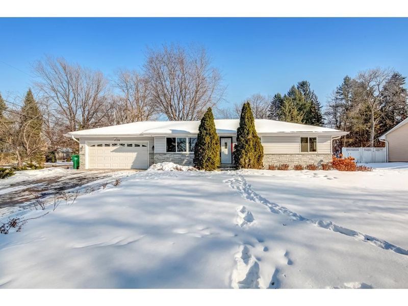 7179 Riverview Ter NE, Fridley, MN 55432