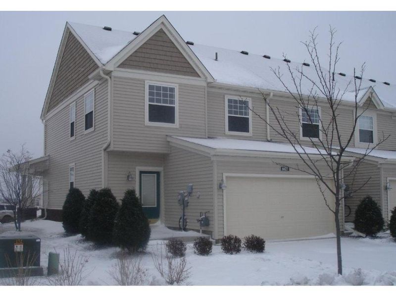 6627 Lamplight Dr, Albertville, MN 55301