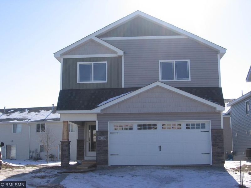 9079 N Golden Pond Ln, Monticello, MN 55362