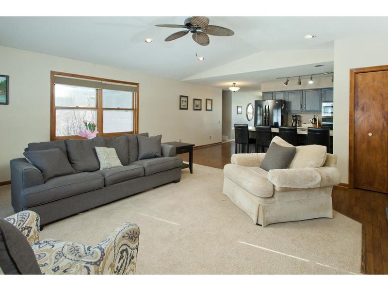 4261 Svensk Ln N, Eagan, MN 55123