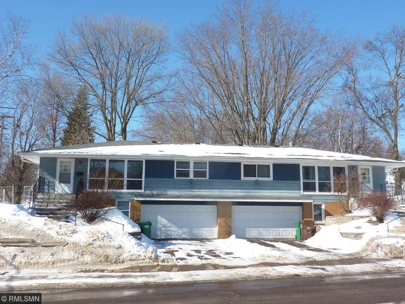 3601-3603 Douglas Dr, Crystal, MN 55427