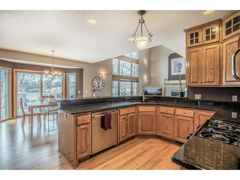 8013 Narcissus Ln N, Maple Grove, MN 55311