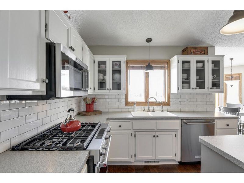 13135 Gray Fox Trl, Rogers, MN 55374