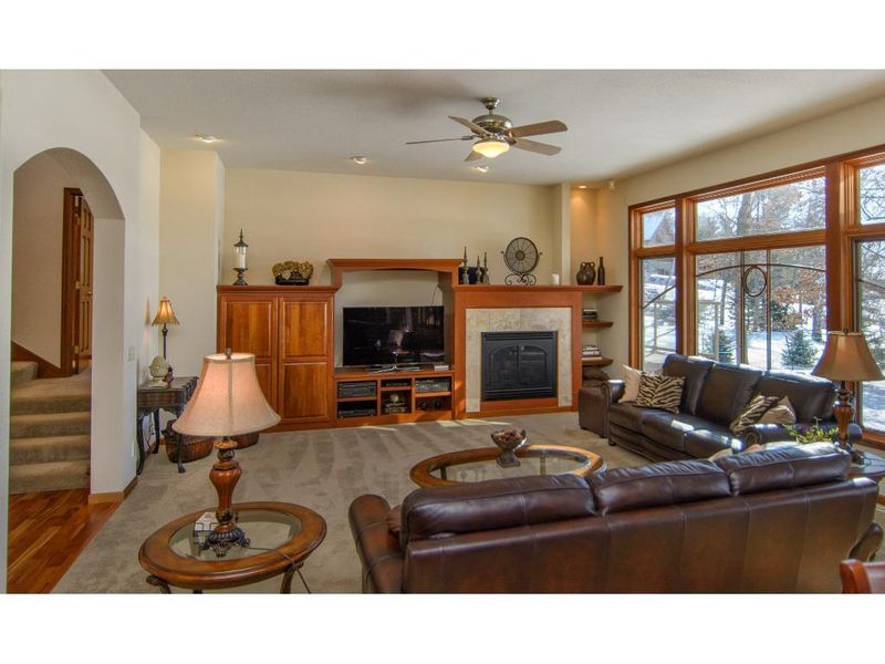 1281 Sun Valley Dr, Brainerd, MN 56401