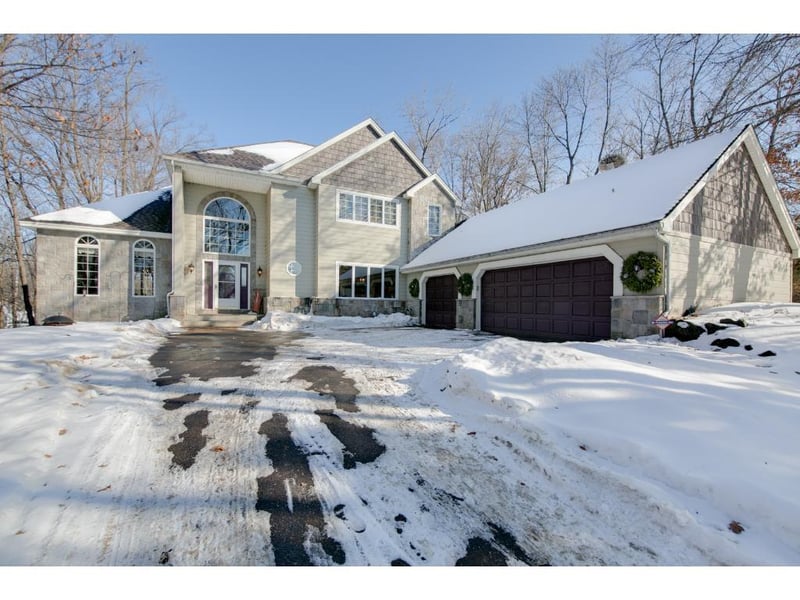 6046 Sargent Ct N, Lino Lakes, MN 55110