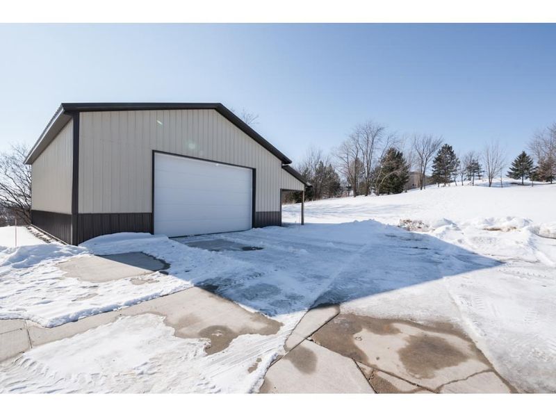 26670 Fairlawn Ave, Webster, MN 55088