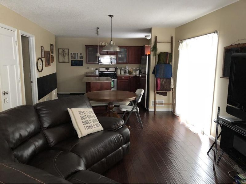 221 N Owasso Blvd, Shoreview, MN 55126