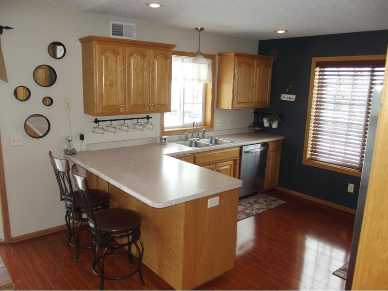 629 Gumtree Ct NE, Saint Joseph, MN 56374