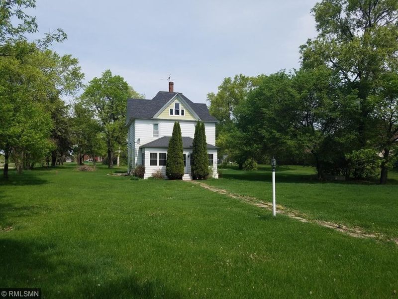 8690 Main Ave, Clear Lake, MN 55319