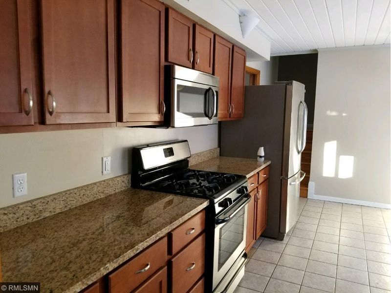 14513 Woodhill Ter, Minnetonka, MN 55345