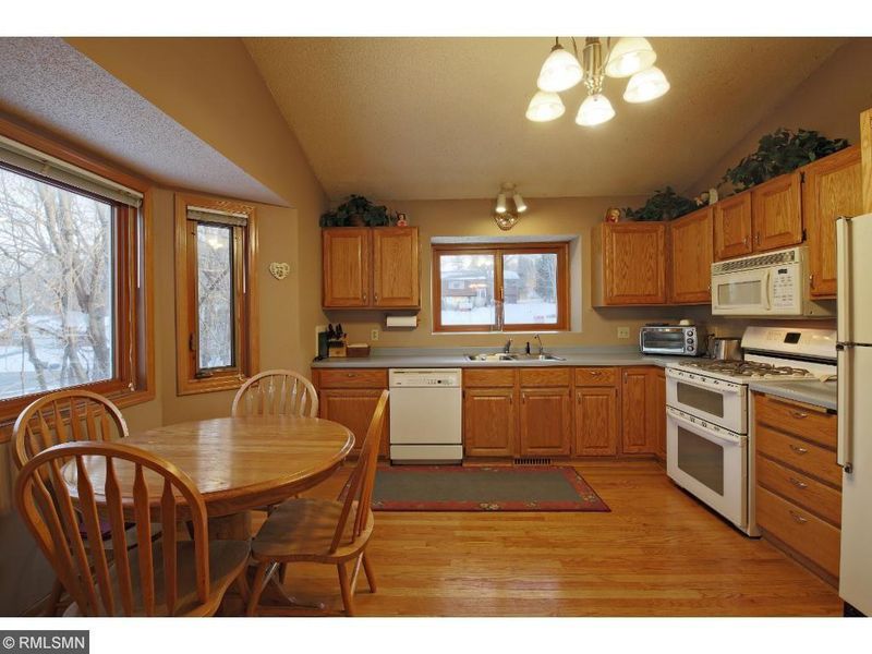 5896 Beachwood Rd, Mound, MN 55364