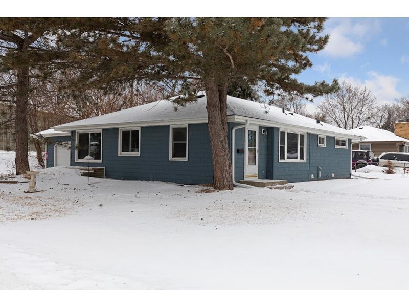9142 Fremont Ave S, Bloomington, MN 55420