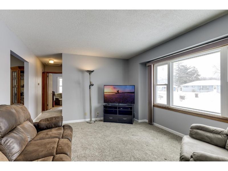 9142 Fremont Ave S, Bloomington, MN 55420