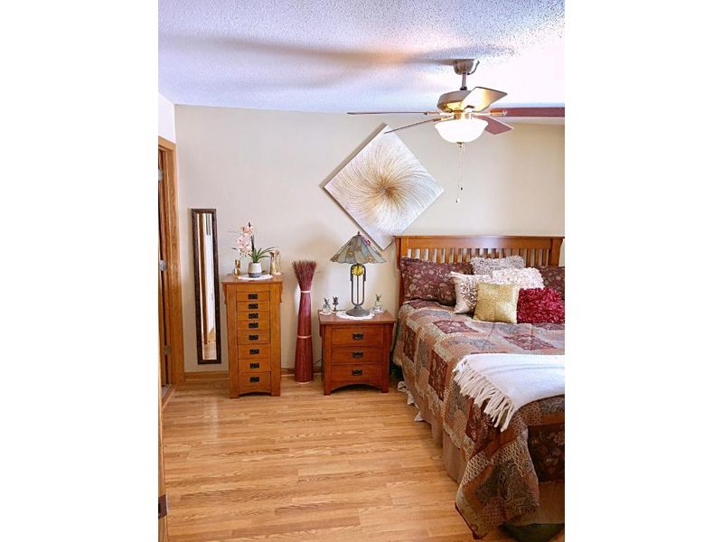 1905 10th Ave W, Shakopee, MN 55379