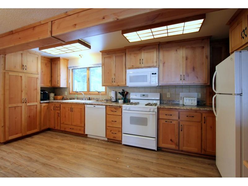 5505 Fehrs Dr NE, Remer, MN 56672