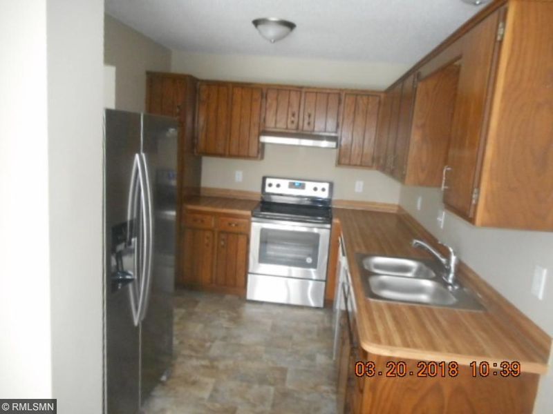 3649 Brookdale Dr N, Brooklyn Park, MN 55443