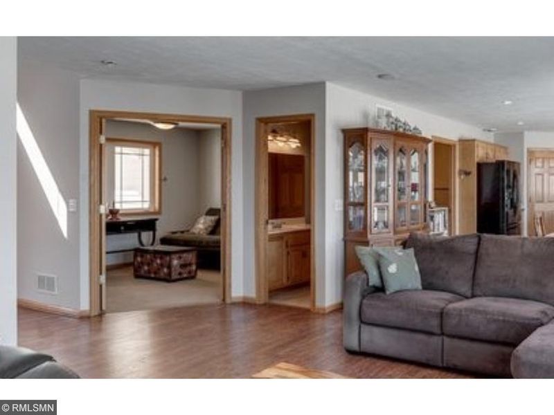360 Lucy St, New Prague, MN 56071