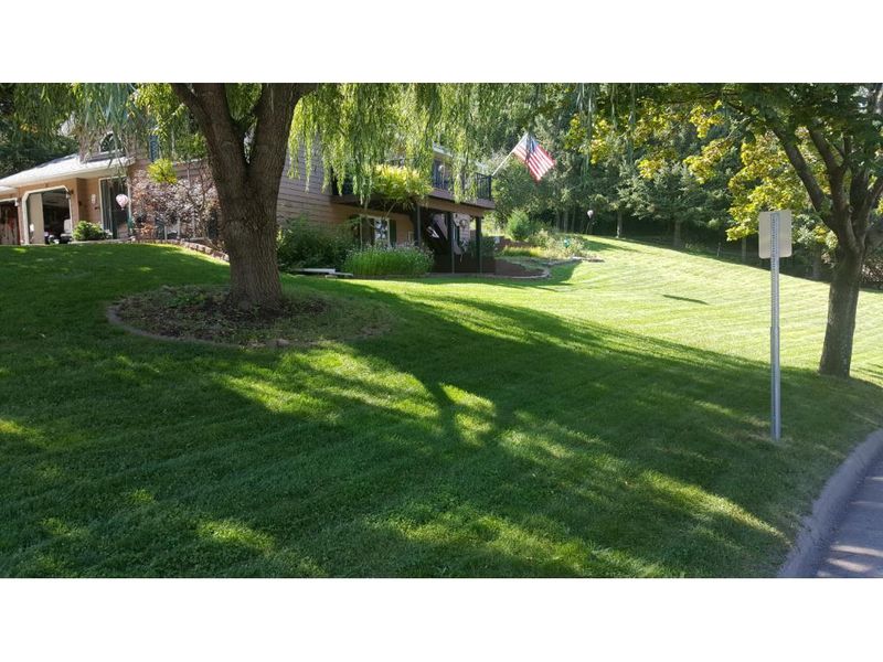 3695 Kosec Dr, Red Wing, MN 55066