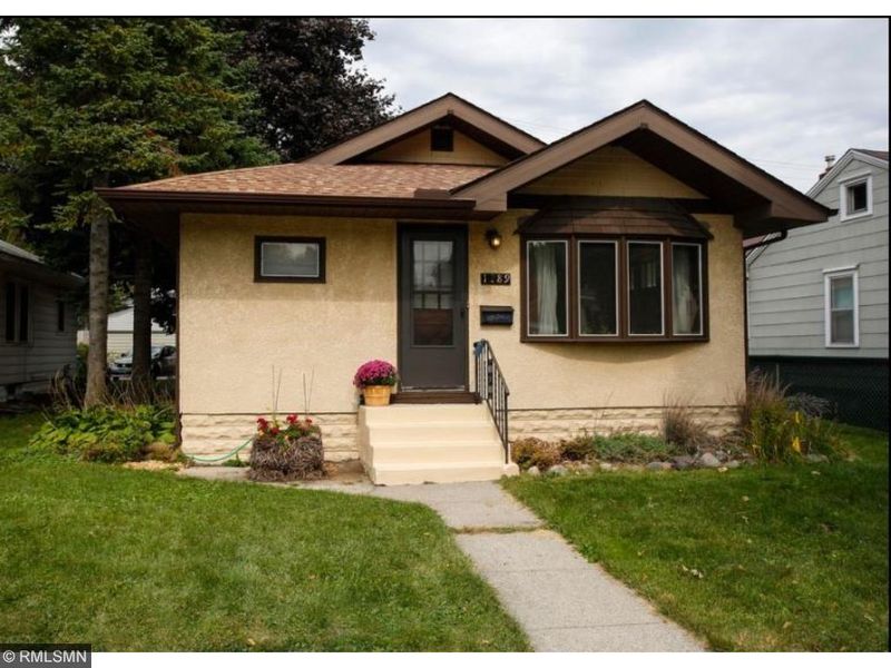 1289 Saint Clair Ave, Saint Paul, MN 55105