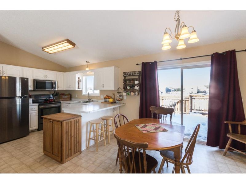 5647 Loon Dr, Big Lake, MN 55309