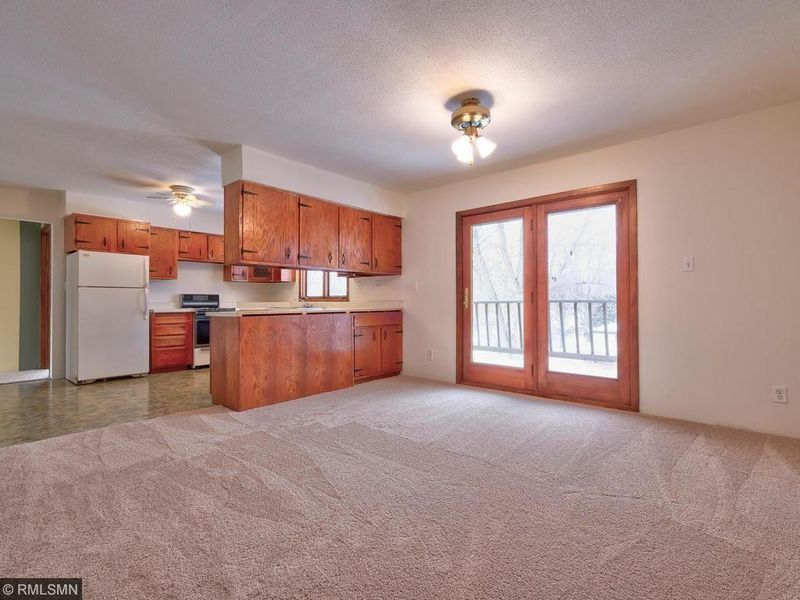 1743 Yankee Doodle Rd, Eagan, MN 55121